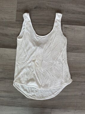 Merritt Charles White Scoop Neck Textured Tank